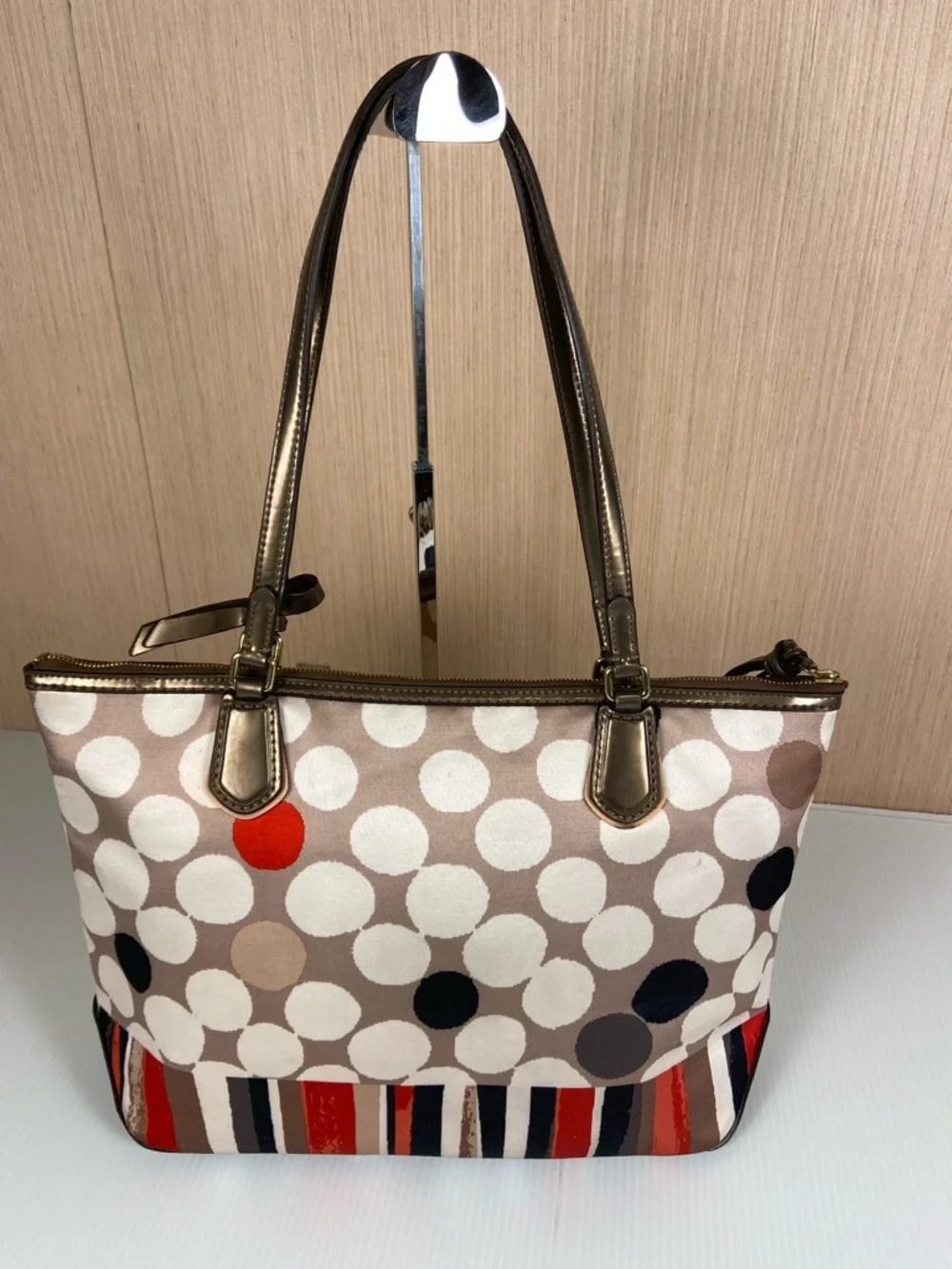 Coach Polka Dot Stripe Tote Satin Scarf Print Leather Trim Red Lining Rare - Picture 3 of 16